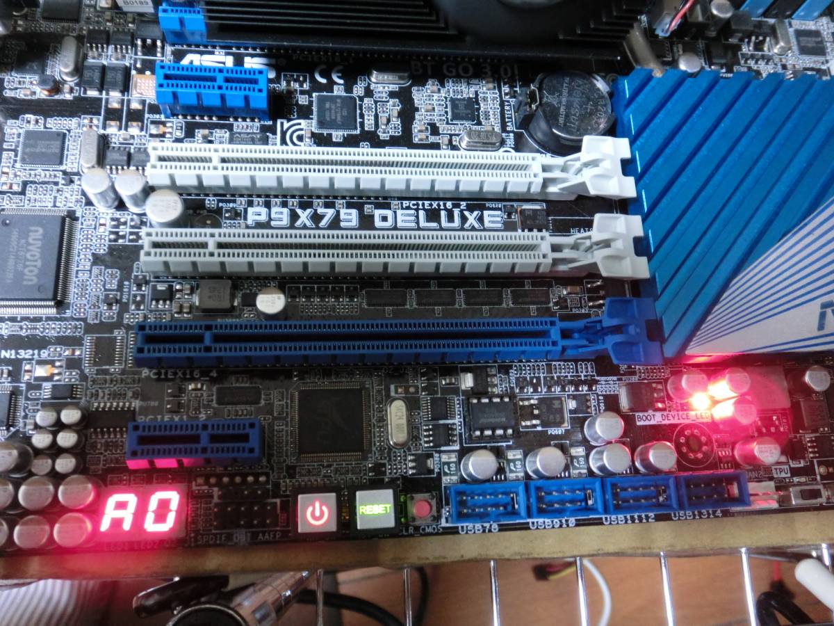 ASUS P9X79 DELUXE ASUS マザーボード P9X79 DELUXE LGA2011 起動確認 