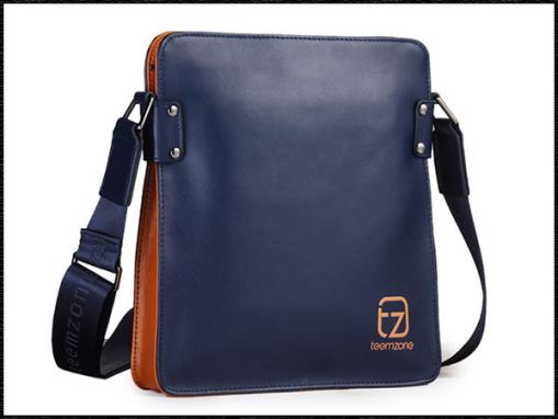1円～HOT★人気IPADメンズショルダーバッグ　本革　青