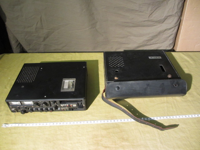 希少品 西ドイツ製 ”UHER CR 240 AV ” 古い電池式 ポータブル