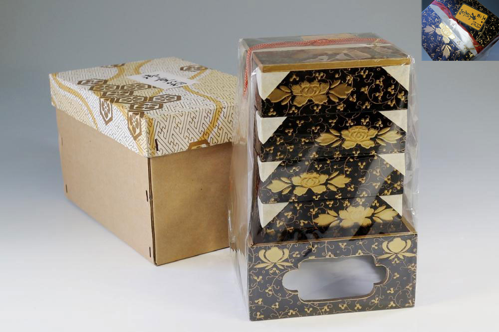 【会津漆器　5.5寸　ダイヤ/校倉型　3段重箱】天然木製　溜塗　　長期保管品 工芸品 会津漆器 5.5寸 ダイヤ⁄校倉型 3段重箱天然木製 溜塗 長期