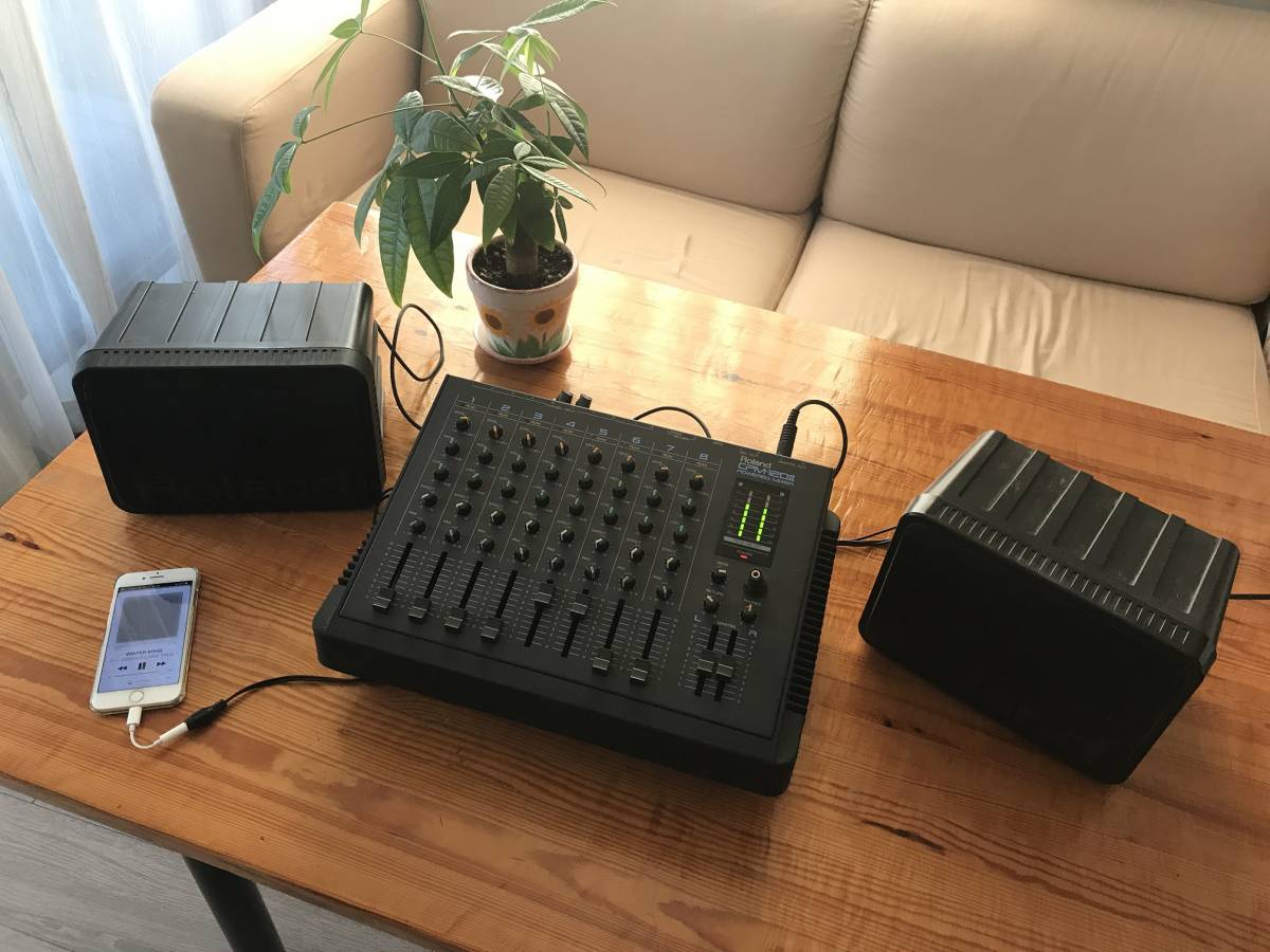 CPM-120 Roland Mixer - Powered 0 Music Evolution Channel Compact