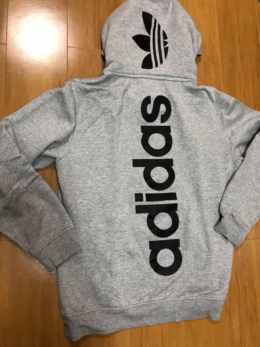 レア adidas 海外限定 パーカー グレー×黒 Mサイズ 【公式通販】