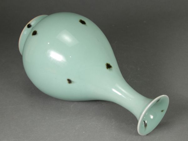 AB018. 韓国人陶芸家 毛正聡作 飛青磁 花生 共箱 / 花器花瓶花入陶器