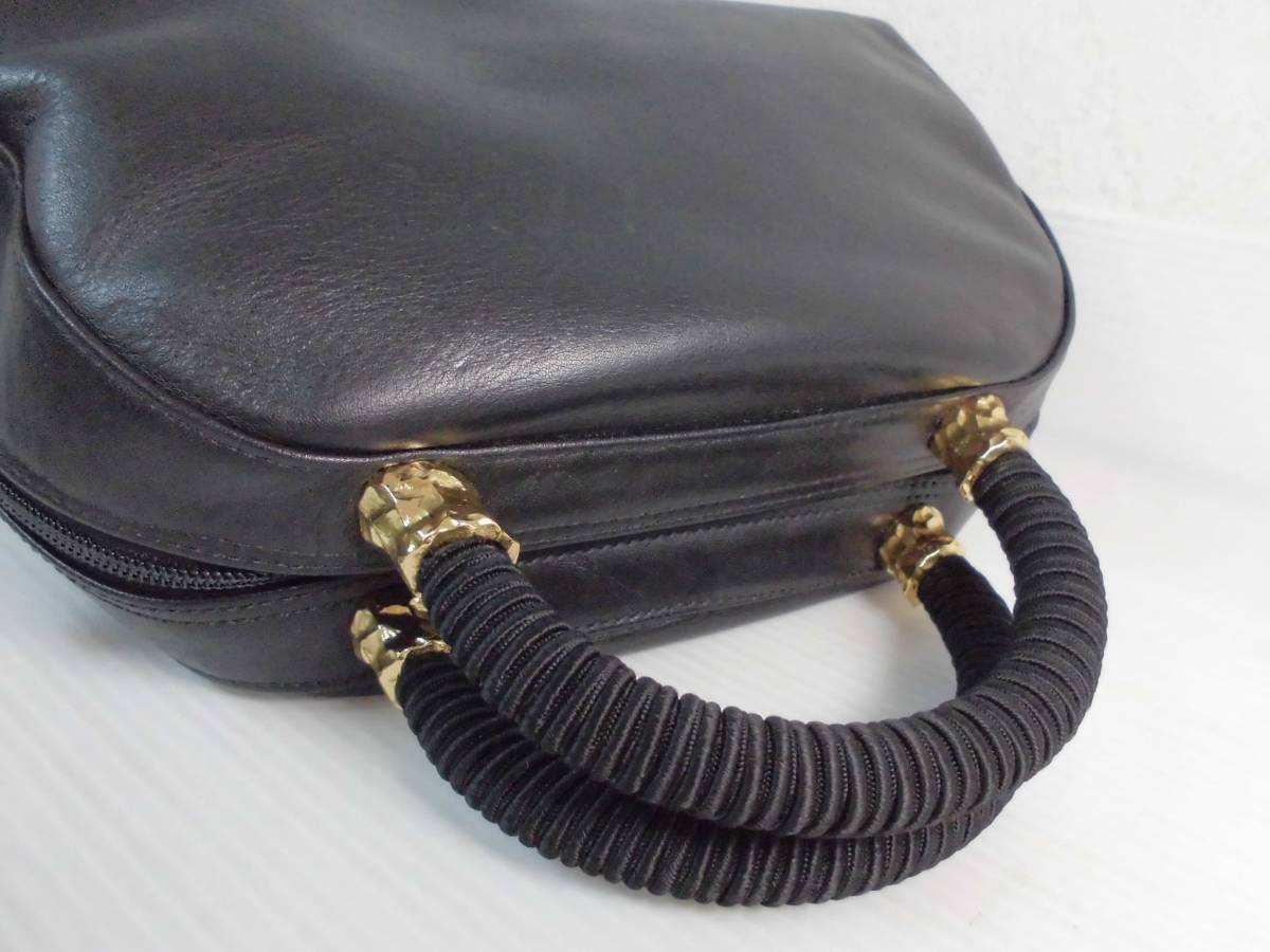 ☆美品☆10Y1693☆ハンドバッグ☆ YURIE NITANI ユリエニタニ ブラック 