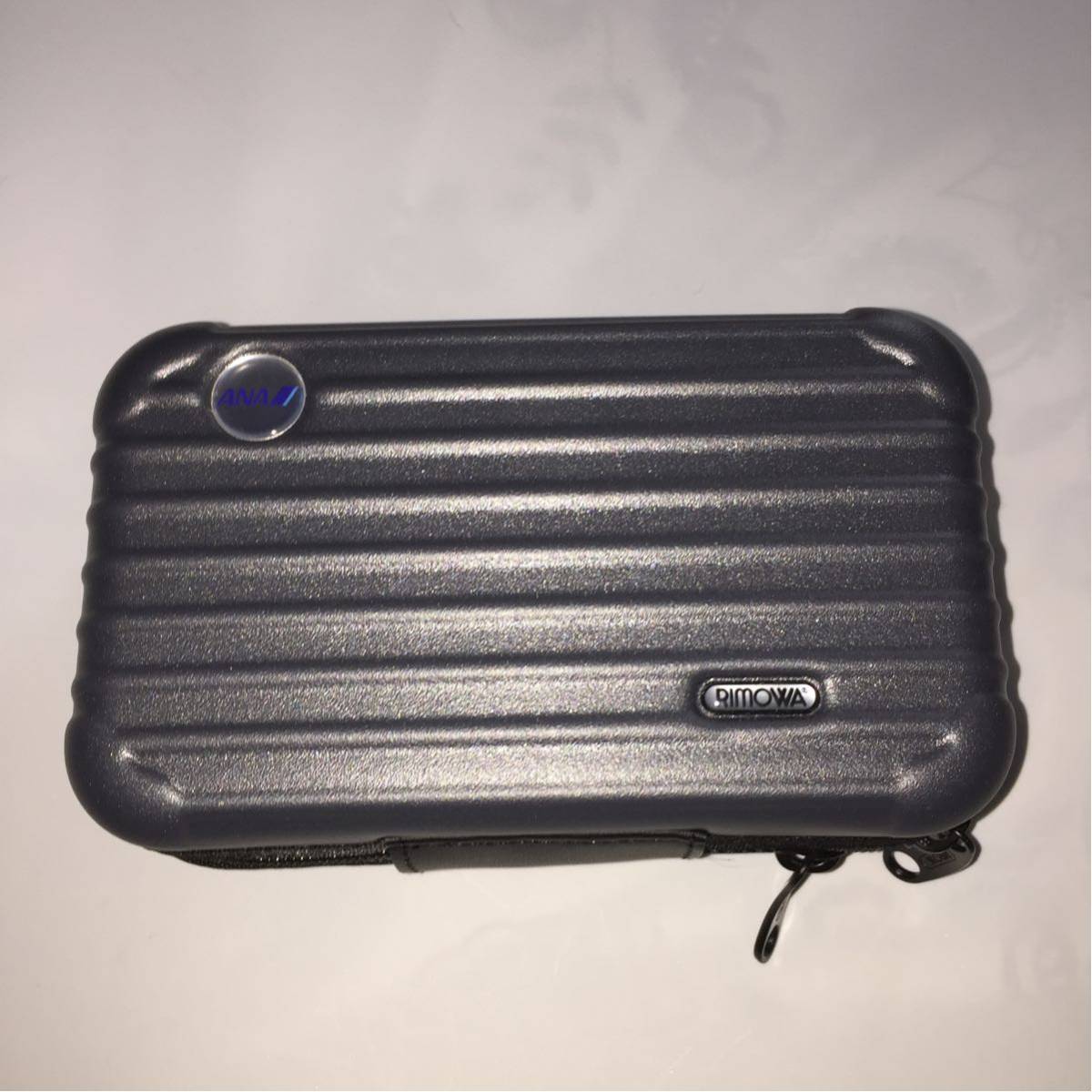 リモワ ANA アメニティポーチ ファーストクラス RIMOWA リモワ 事務