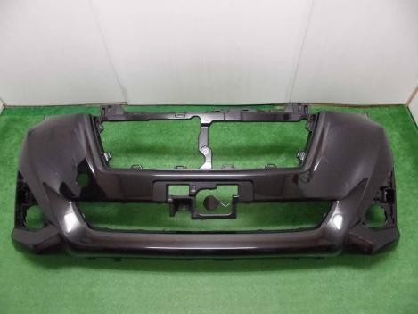 未使用品 トヨタ ルーミー M900A 純正 フロントバンパー 52119-B1280　SS84