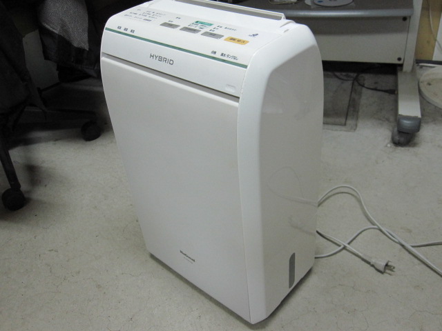 NationalナショナルF-YHD100 除湿機 ホワイト08年製 通電OK ジャンク