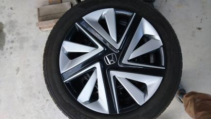 中古美品！ホンダ シャトル純正 4本セット フィット グレイスなどにも
