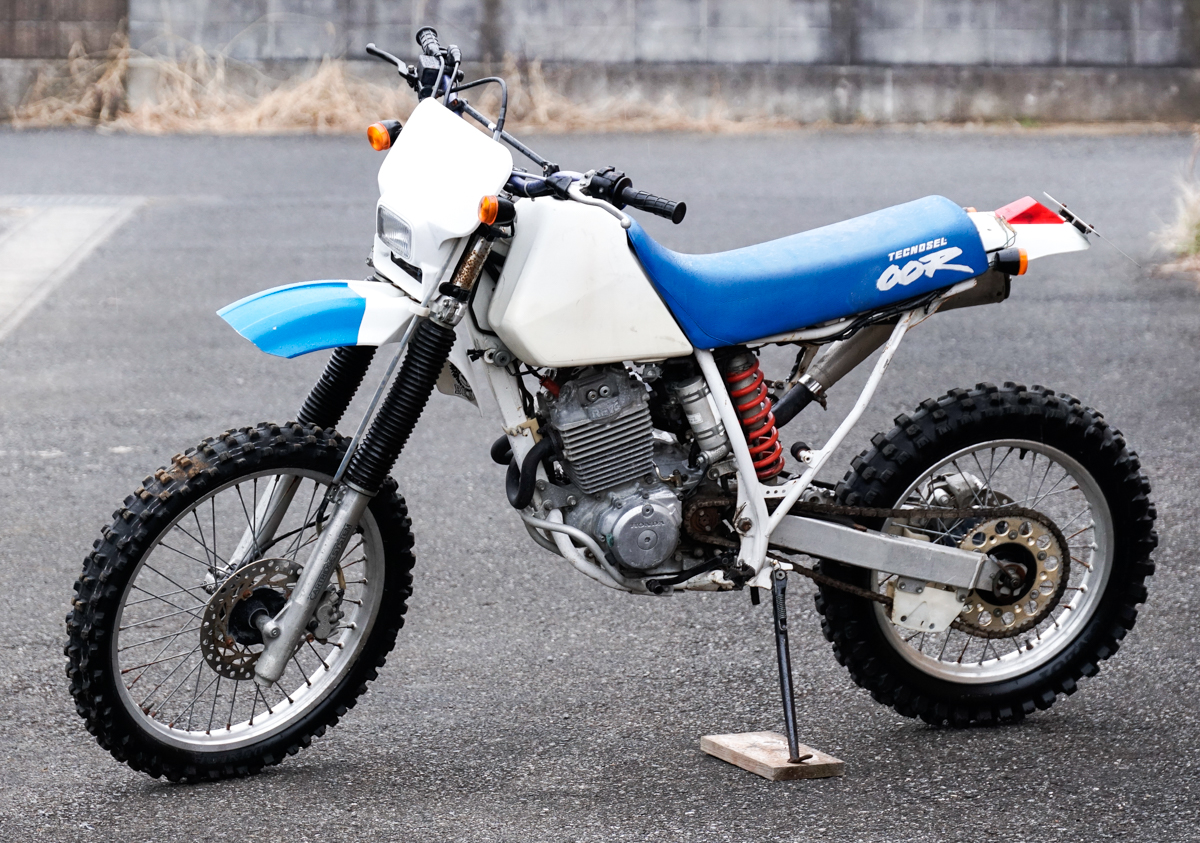 ME06 XR250R 逆車 名車 XR250 書類あり エンジン始動済み カフェ 