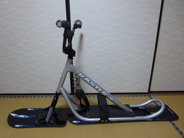 | 中古 – ノース Jykk70XL＋C-1ボード 案内 [中古] KASTLE SCOOTBOARD [美品]　スノースクート、スノーモト、スクートボ－ド、SNOWSCOOT、SNOWMOTO、SCOOTBOARD