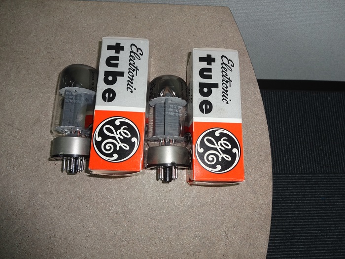 真空管　GE　6550A　2本(未使用)　箱付き