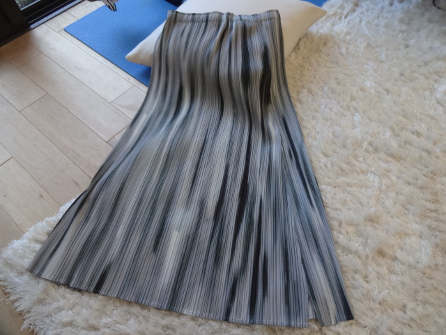 プリーツプリーズ イッセイミヤケ ロングスカート ブラウン 極美品 美