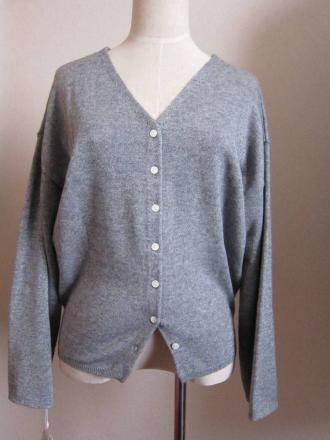 高品質，セール トゥモローランド Ｖネックカーディガン 9号 グレー(トップス)｜売買されたオークション情報、yahooの商品情報をアーカイブ公開 - オークファン 女性用