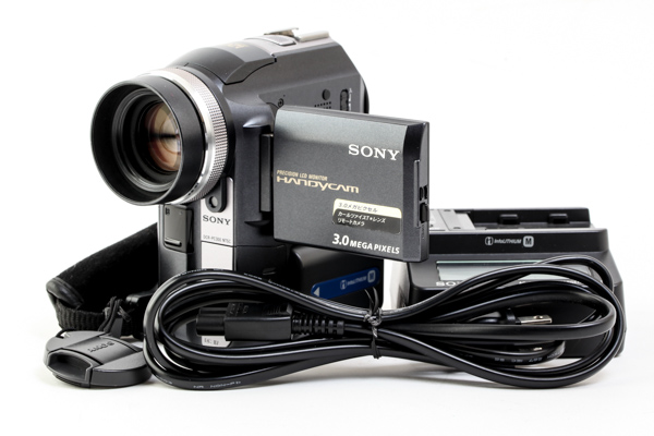 ジャンク　ＳＯＮＹ ソニー　デジタルビデオカメラ　DCR-PC300　　#21488