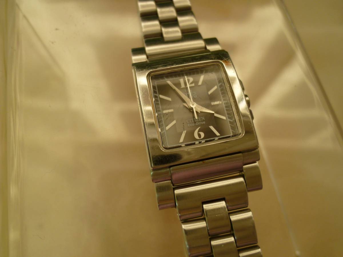 時計祭 Citizen 腕時計 Citta Eco Drive エコ ドライブ スクエアフェイス レディース シンプルな腕時計 稼動品 その他 売買されたオークション情報 Yahooの商品情報をアーカイブ公開 オークファン Aucfan Com