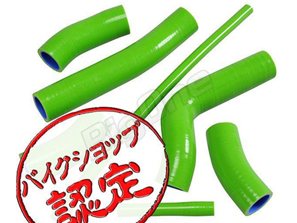 赤字超特価，爆買い Big-One GPZ900R ZX900A ラジエター ホース 緑 シリコンホース(冷却装置)｜売買されたオークション情報、yahooの商品情報をアーカイブ公開 - オークファン カワサキ用