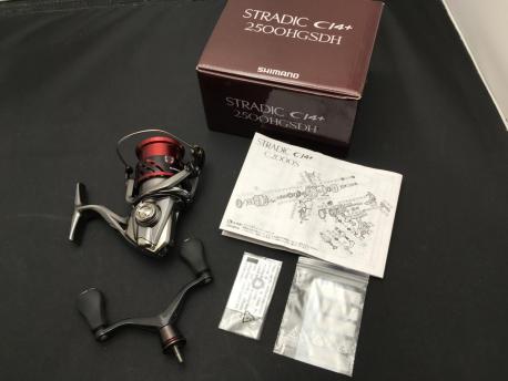 シマノ ストラディック C2000S (リール) 価格比較 - 価格.com