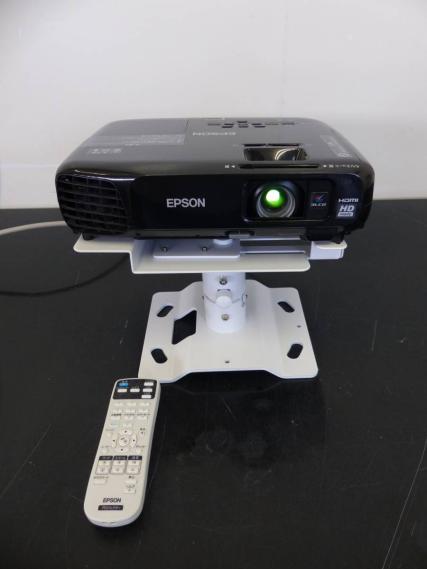 EPSON EH-TW410 ホームプロジェクター | エプソン ホワイト EH-TW750 