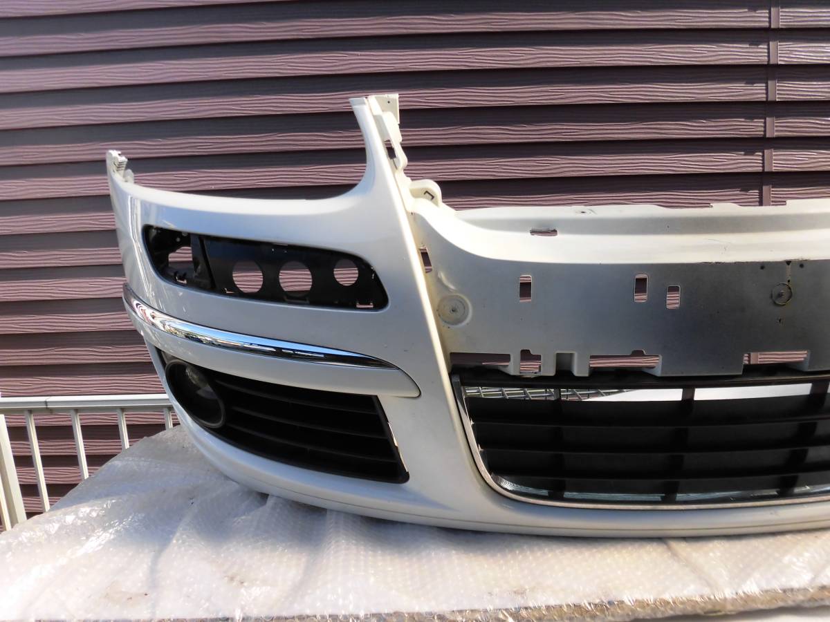 VW ゴルフ ヴァリアント　１ＫＢＬＧ　純正フロントバンパー　1Ｋ0.805.903.Ｃ　802-8