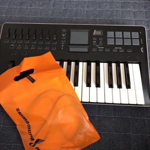 展示品 KORG USB MIDIキーボード taktile-25 タクタイル 25鍵 KORG USB