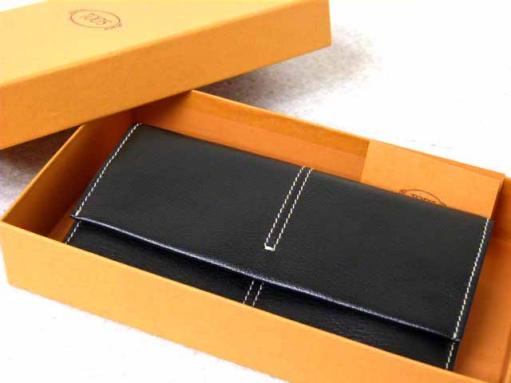 爆買い，新作 8510トッズ本物 レザー小銭入れ付き長財布黒(財布)｜売買されたオークション情報、yahooの商品情報をアーカイブ公開 - オークファン 服飾小物