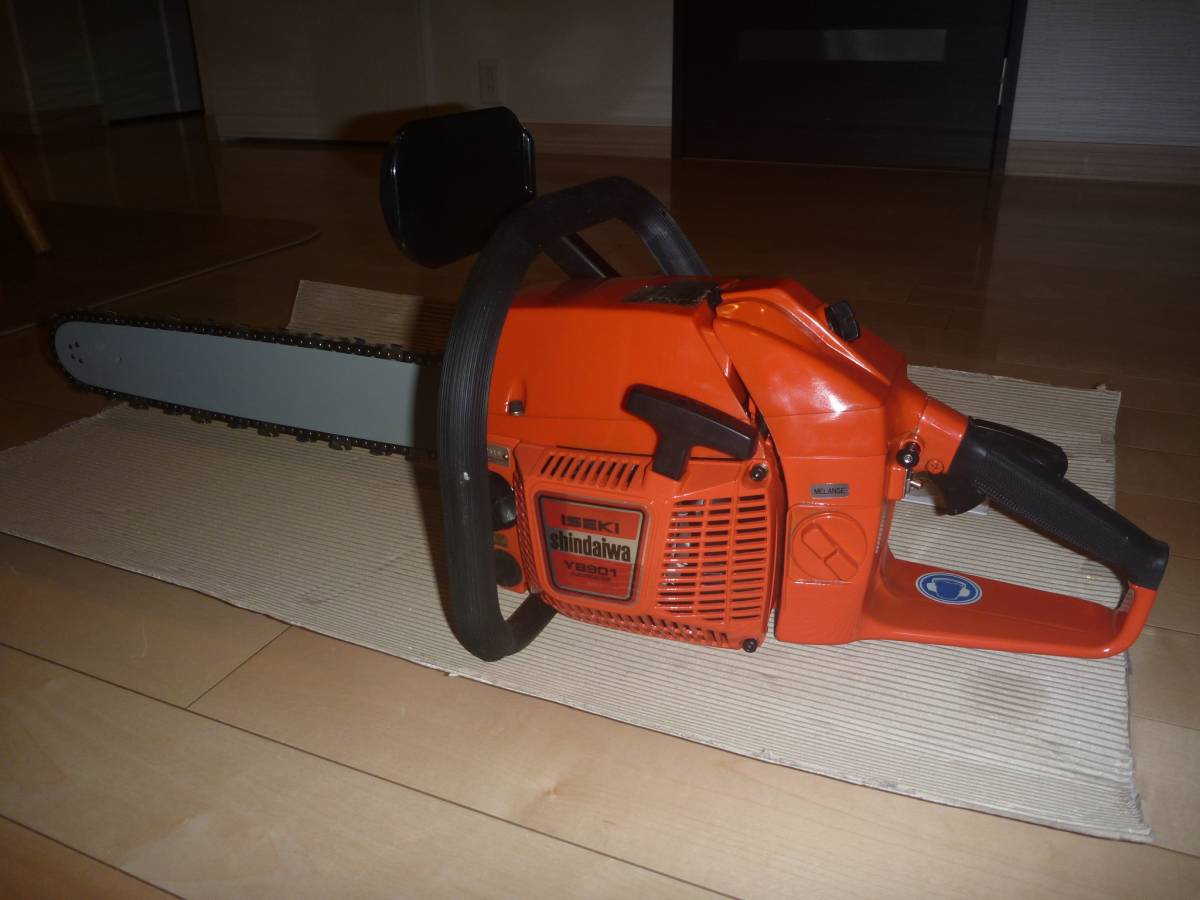 ○未使用品○新ダイワE685のOEMイセキ大型チェーンソー○YB901○50cm 