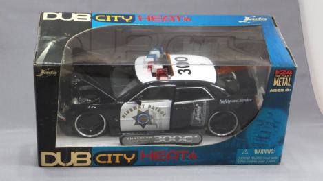 Jada TOYS 1/24 DUB City Heat CHRYSLER 300C クライスラー300C ポリスカー