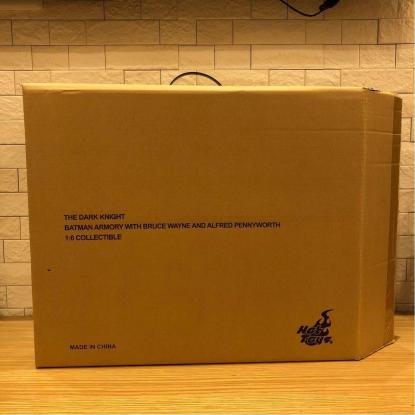 『ホットトイズ 』 バットマン格納庫 ボーナスフィギュア ブルースウェイン付