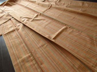 【新品，限定セール】 彡 袷着物 細い縞 紬 袷のお着物(アンティーク着物)｜売買されたオークション情報、yahooの商品情報をアーカイブ公開 - オークファン アンティーク着物