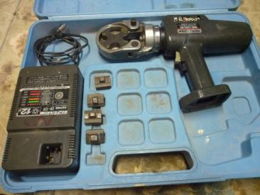 泉精器 充電油圧式多機能工具 REC-150c 泉精器 充電油圧