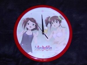 kiss×sisキスシス　時計　ウォールクロック KISS SISのYahoo!オークション(旧ヤフオク!)の相場・価格を見る｜Yahoo