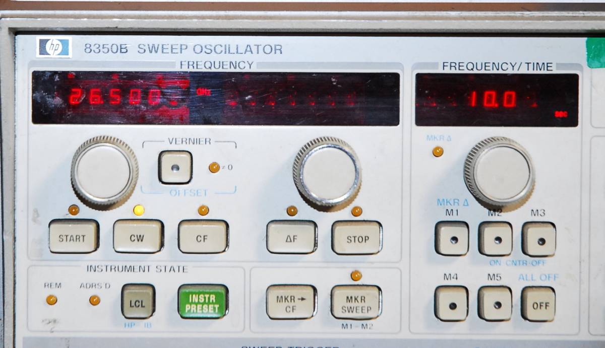  HEWLETT PACKARD 8350B+83594A Sweep Oscillator 2Gｈz 26.5Gｈz ジャンク品(アマチュア無線)｜売買されたオークション情報、yahooの商品情報をアーカイブ公開 - オークファン その他