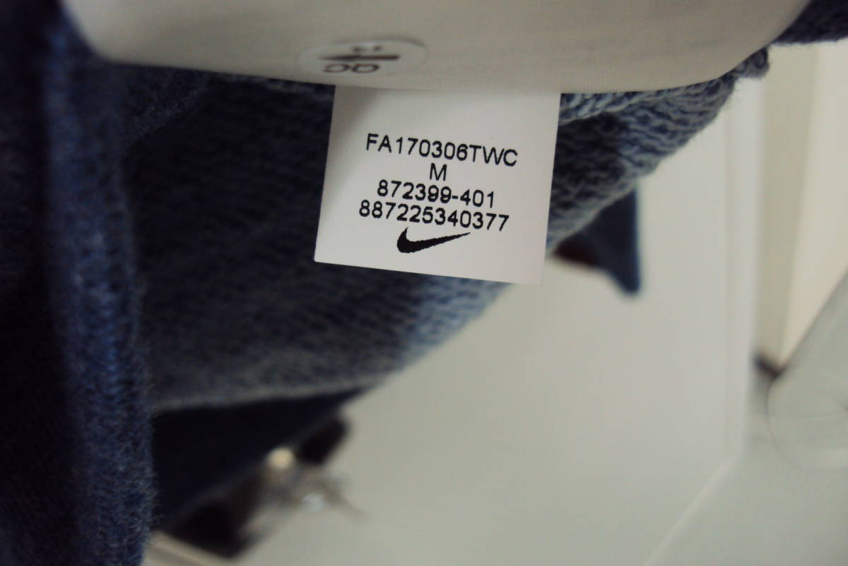 □NIKE ナイキ LEGACY FRENCH TERRY GRAPHIC CREW レガシー フレンチ テリー グラフィック クルー トレーナー 中古品 □