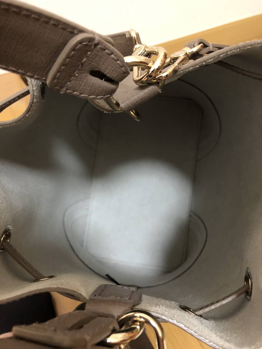 【未使用】FURLA ハイパー　ショルダーバッグ フルラFURLAハイパー【大】美品正規品 FURLA（フルラ） 並行輸入品