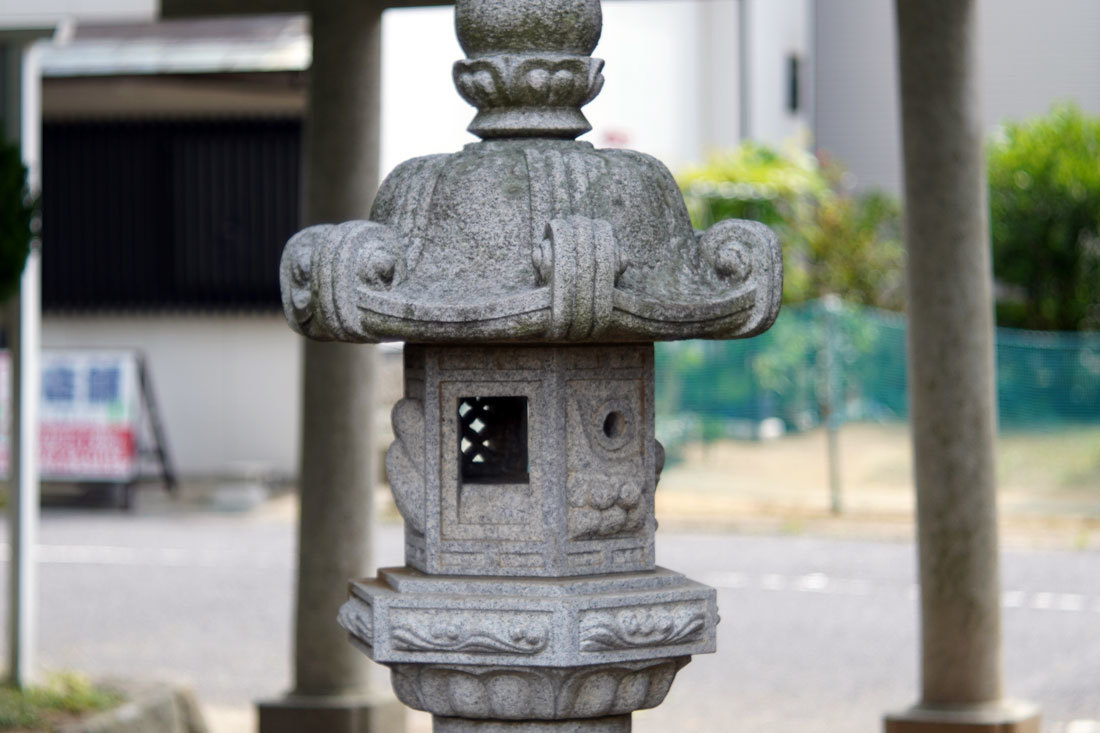 バブルボケレンズ VEB Pentacon AV (Meyer Optik Diaplan) 80mm F2.8