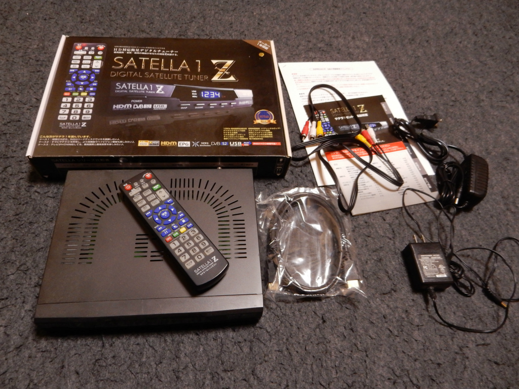 サテラ1 Z】【SATELLA 1 Z】Digital Satellite Tuner for FTA 中古品
