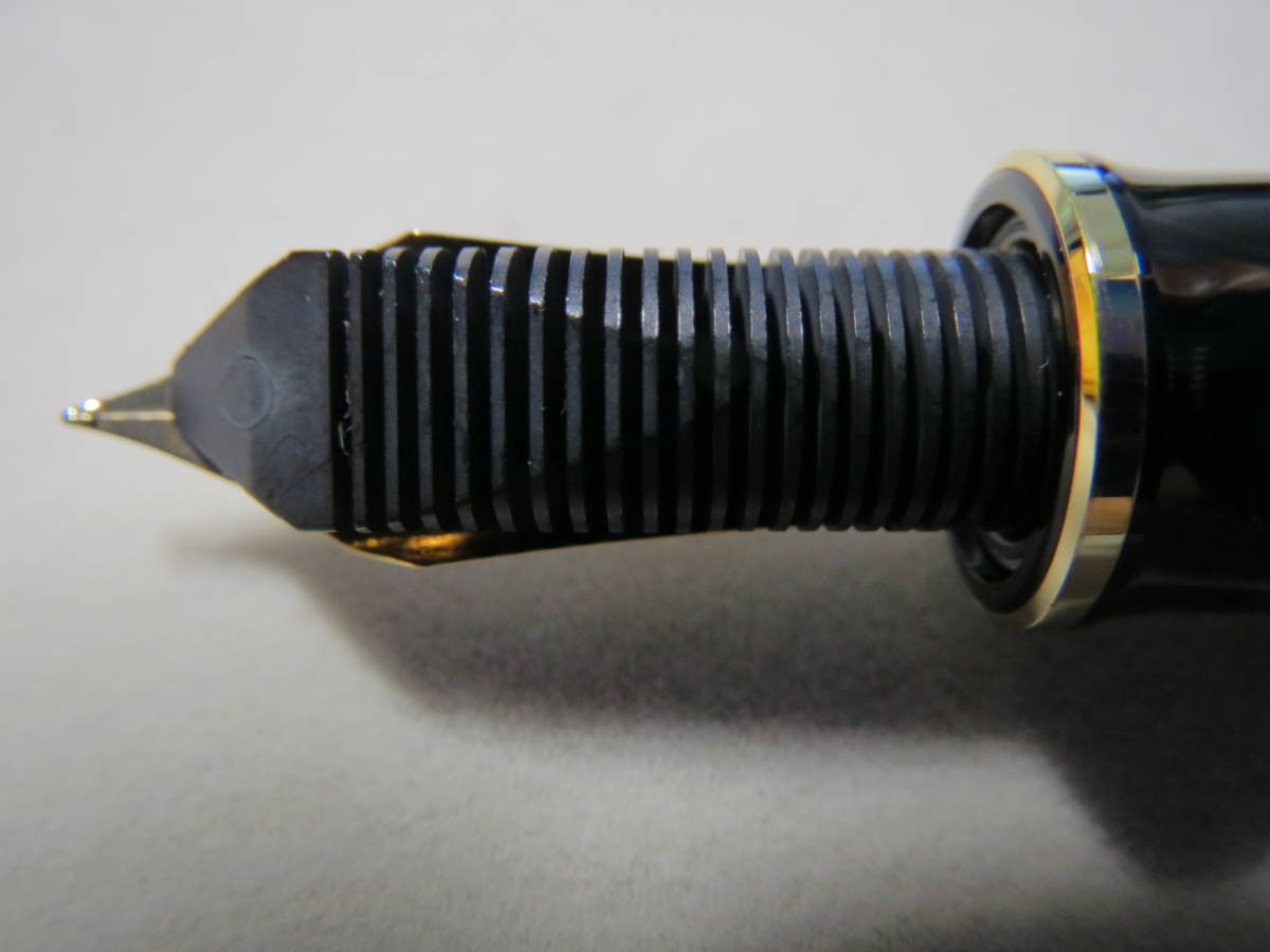ペリカン 万年筆 スーベレーン M1000 Pelikan グリーン | F 細字 新品 