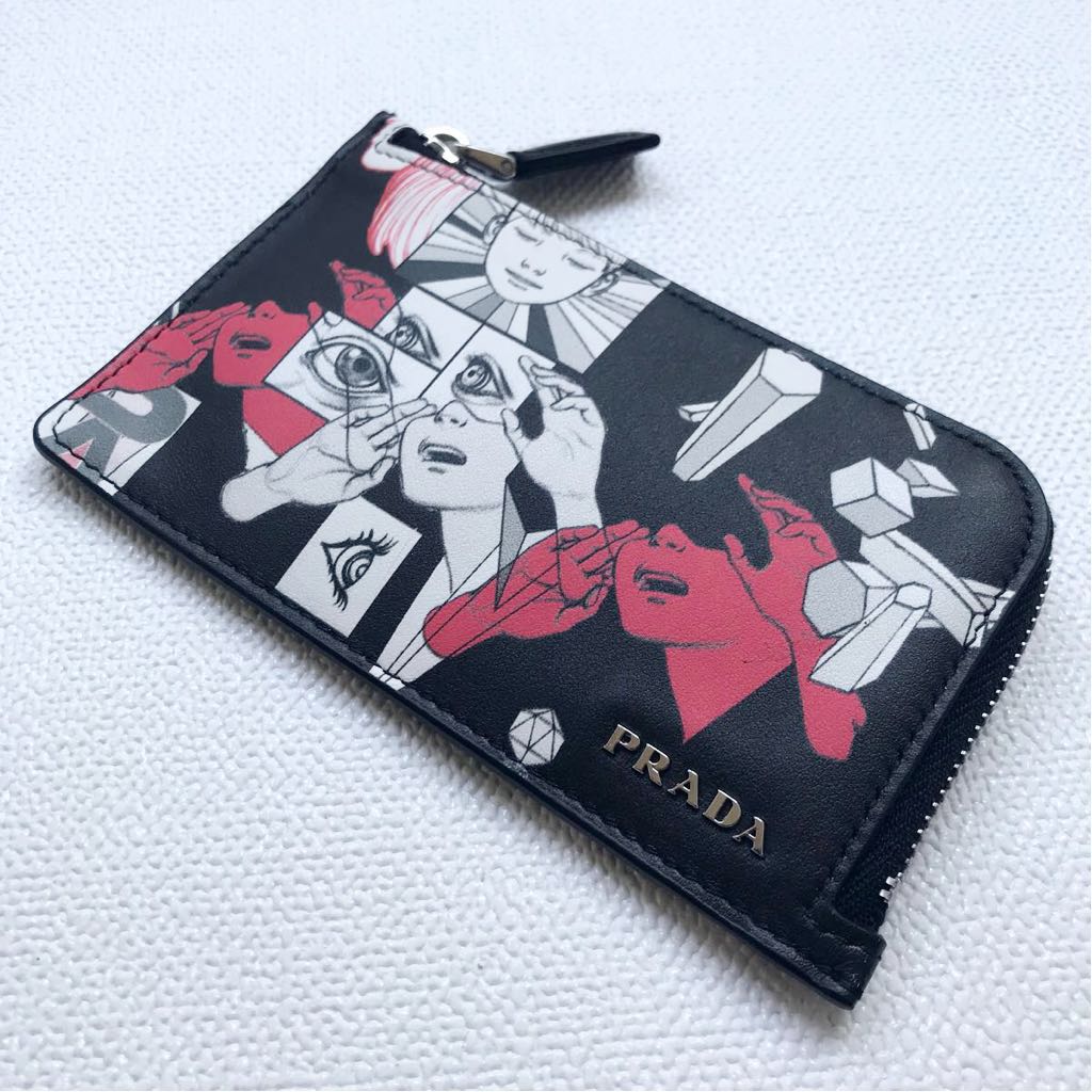 新品 新作 2018SS プラダ PRADA コミックプリント ジップ カード