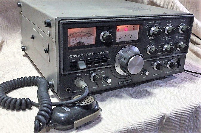 ジャンク トリオ TRIO TS-520D トランシーバー アマチュア無線機