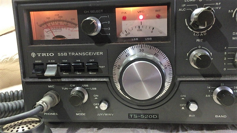 ジャンク トリオ TRIO TS-520D トランシーバー アマチュア無線機
