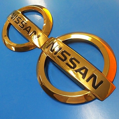 NISSAN GOLD EMBLEM日産 ゴールドエンブレム セット ウイングロード？ AUO Infinity インフィニティ NISMO ニスモ VIP ラグジュアリー