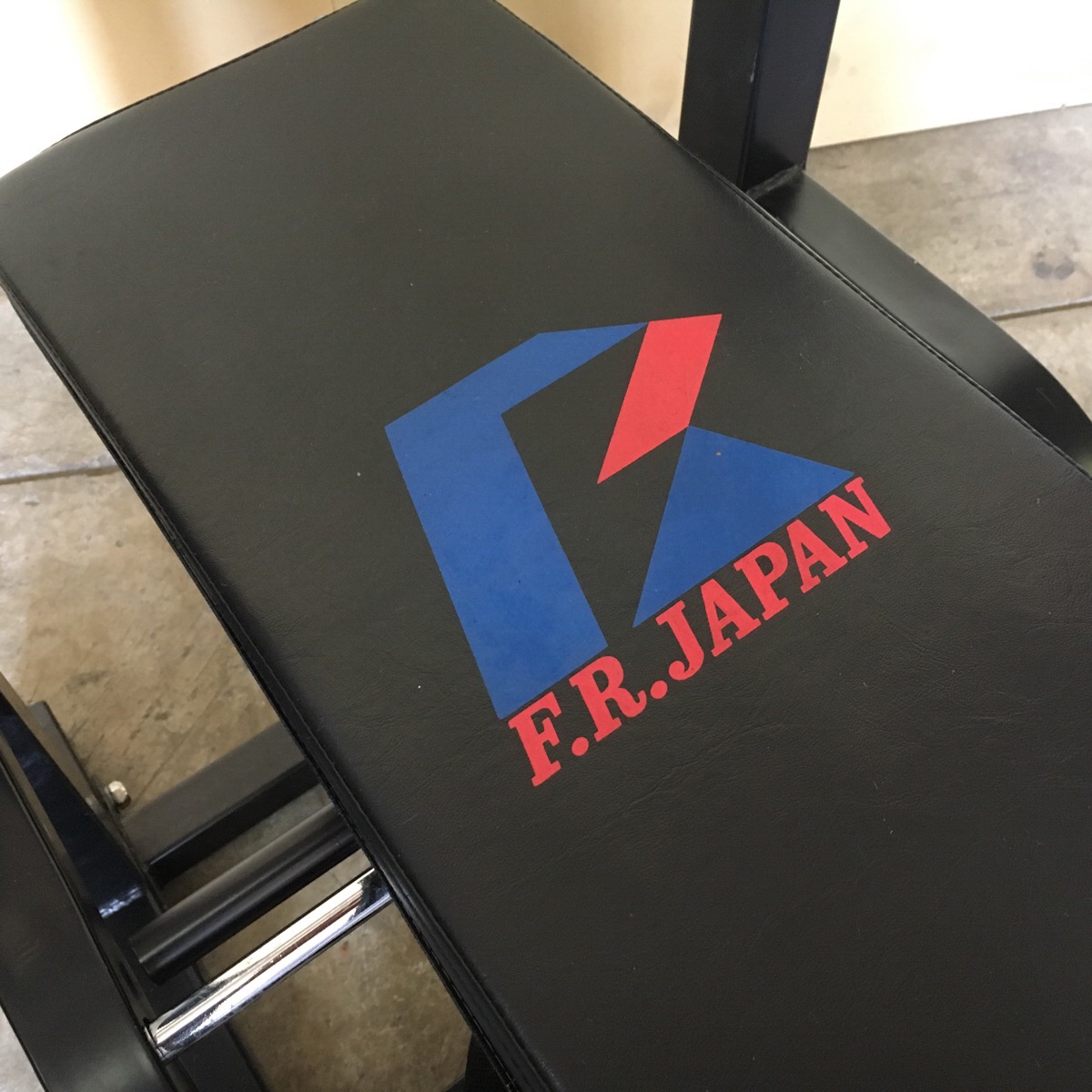 ベンチプレス ファイティングロード F.R JAPAN ダンベル F.R.JAPAN 