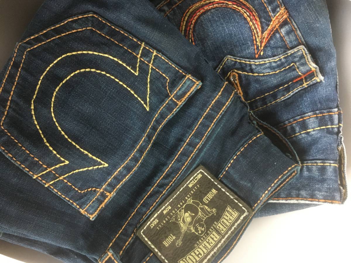 2本セット　トゥルーレリジョン　カラフル希少刺繍　フレアー　グリーン後染め　限定品　商品リミテッド番号あり