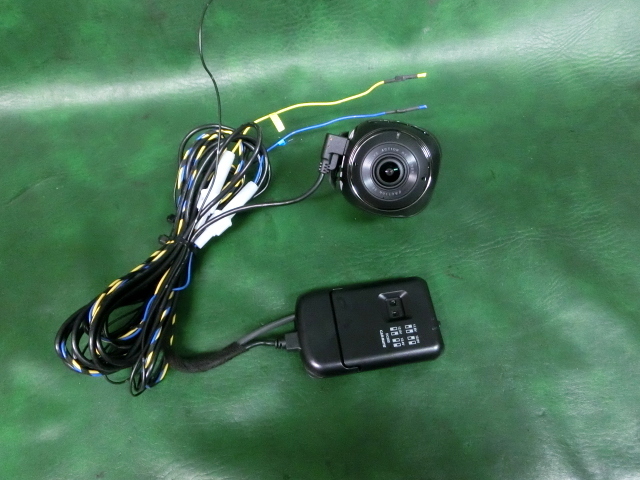 カーメイト ドライブレコーダー dAction360/DC3000 +DC200オプション