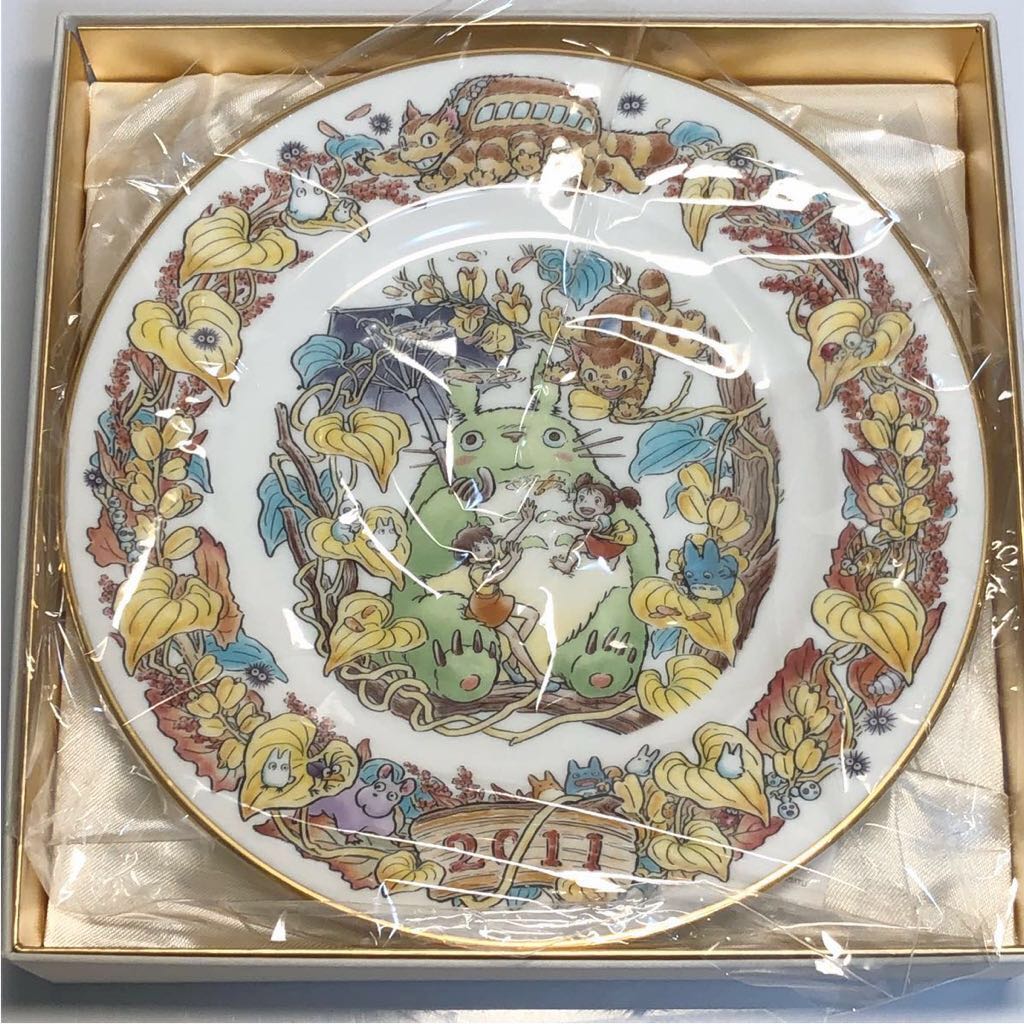となりのトトロ イヤリープレート 2011年 Noritake ノリタケ 皿立て