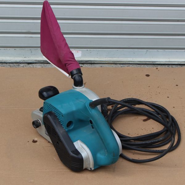 マキタ ☆マキタ☆100mmベルトサンダ 9403 中古品 9403 ベルトサンダ 