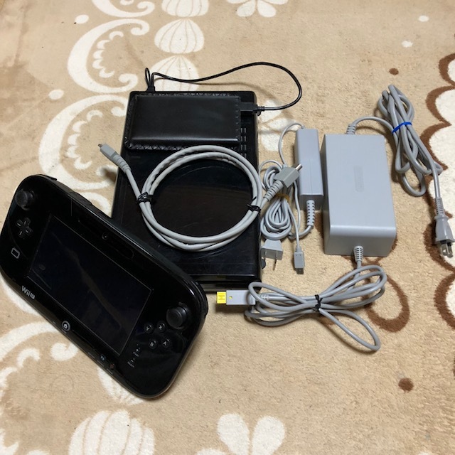 ☆wiiU 本体32G黒 本体＆ゲームパッド&ケーブル類セット HDD250G(ゲーム41