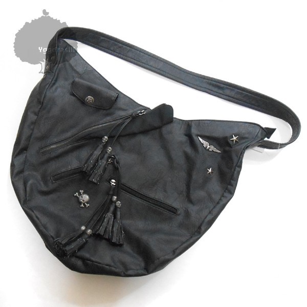 Ygg Zara Man ザラ メンズ ショルダーバッグ 黒 スカル ユニセックスok バック 鞄 ブラック その他 売買されたオークション情報 Yahooの商品情報をアーカイブ公開 オークファン Aucfan Com