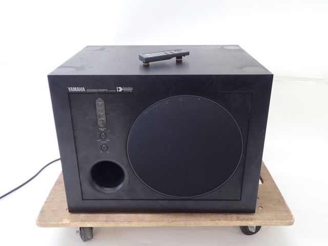 xu動確済◇ BOSE ◇ ACOUSTIMASS BASS CHARGER 【 AM-01 Ⅱ】サブ