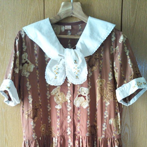 ガーランドの半袖ワンピースストリートオルガン田園詩ピンクハウスがお